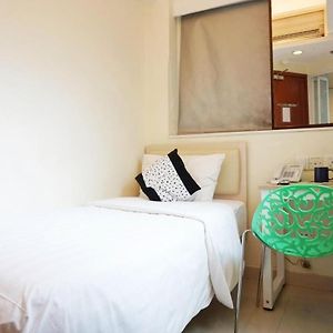 Single Room Private Bathroom